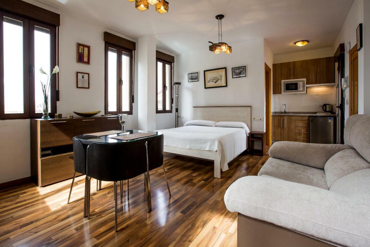 Apartamentos Casa De La Lonja — Photos 2